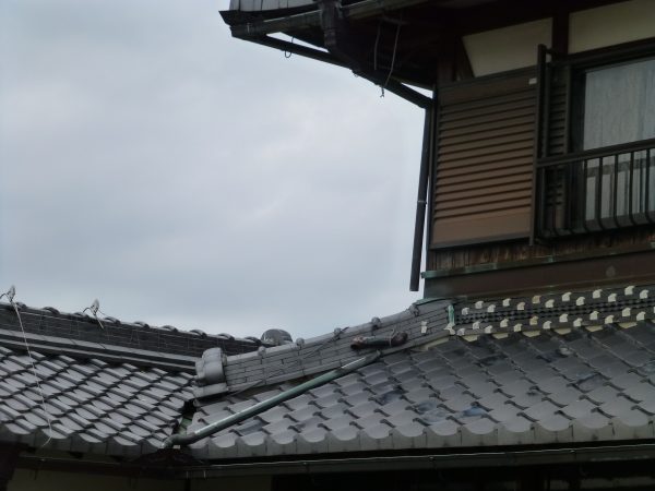 屋根・雨樋・カーポート屋根の修理のご依頼をいただきました。