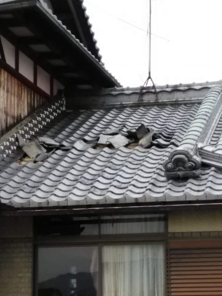 屋根・雨樋・カーポート屋根の修理のご依頼をいただきました。